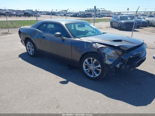 Salvage Dodge Challenger Image