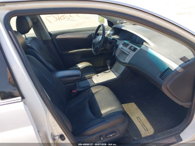 Toyota Avalon Touring