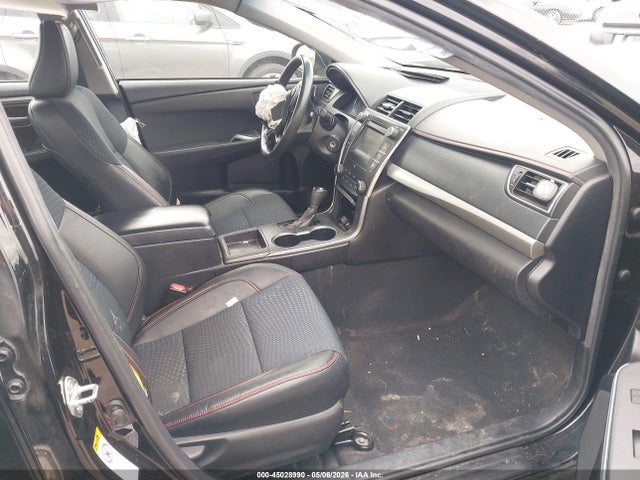 Toyota Camry Se