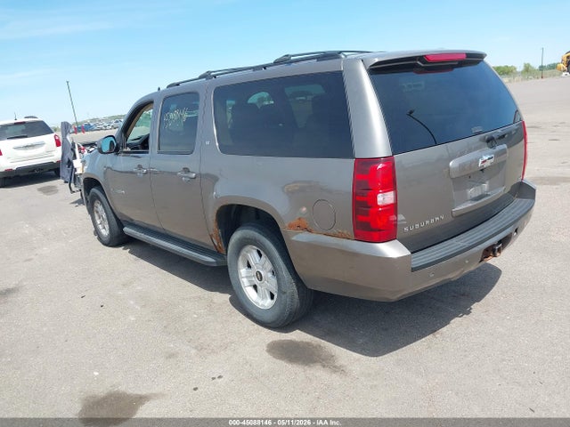 Chevrolet Suburban 1500 Lt1