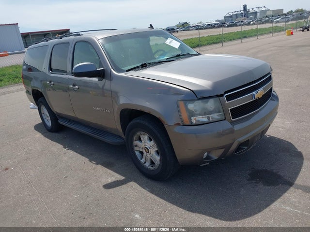 Salvage Chevrolet Suburban 1500 Image
