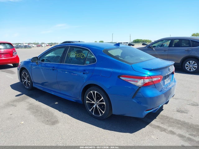 Toyota Camry Se