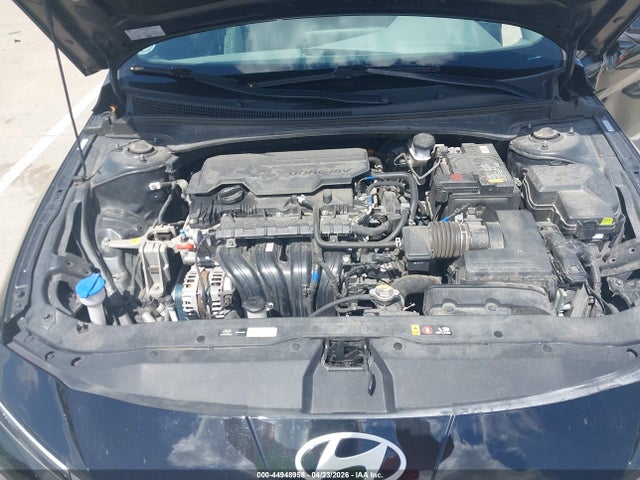 Hyundai ELANTRA Sel