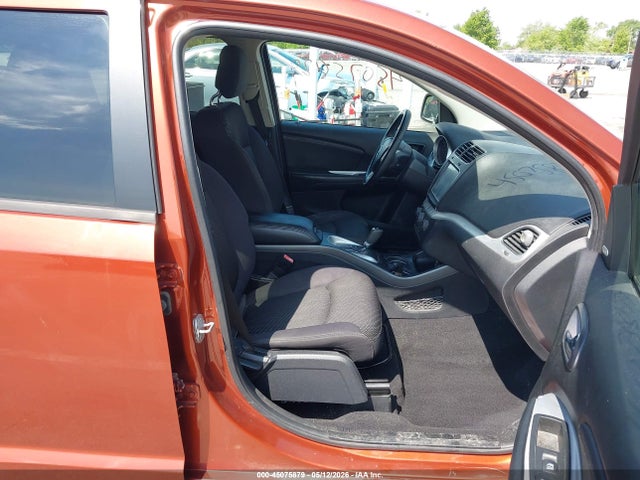 Dodge Journey Crew