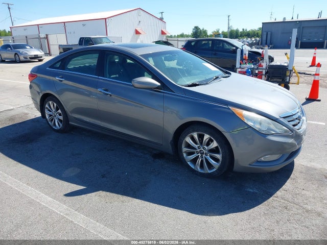 Salvage Hyundai SONATA Image
