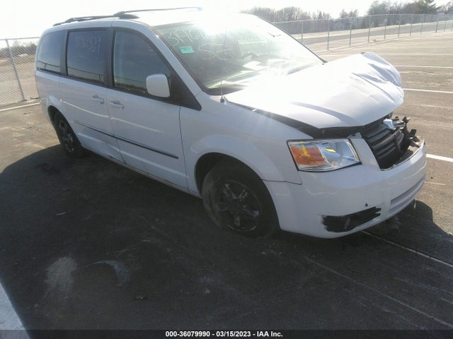 Salvage Dodge Grand Caravan Image