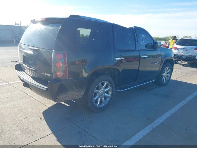GMC Yukon Denali