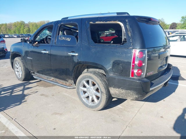 GMC Yukon Denali