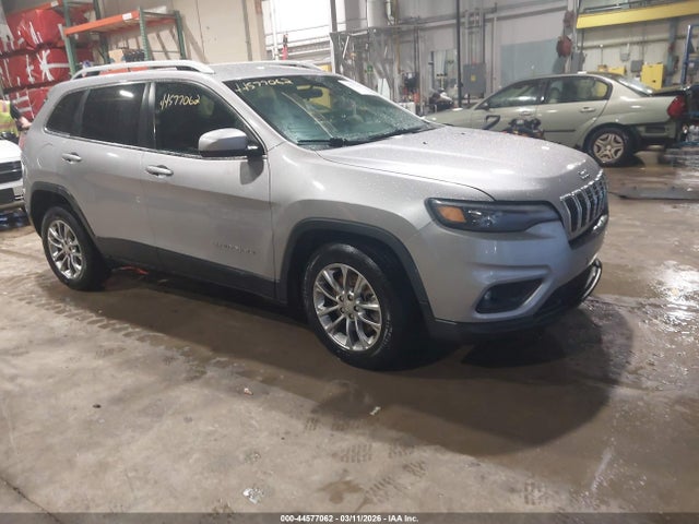 Salvage Jeep Cherokee Image