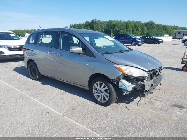Salvage Mazda Mazda5 Image