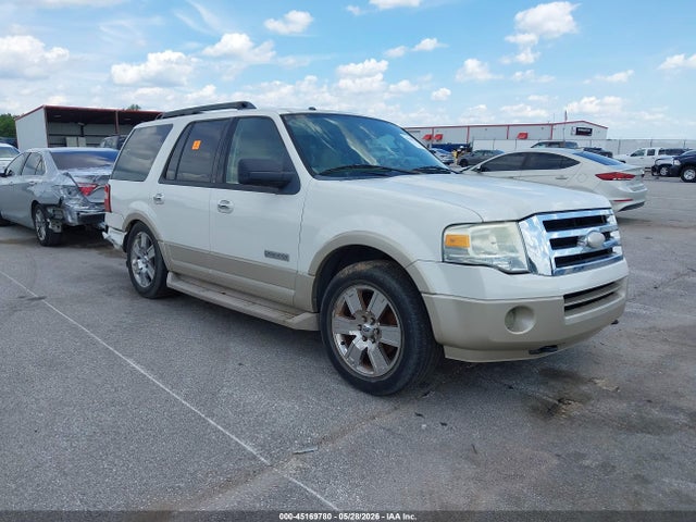 Salvage Ford Expedition Image