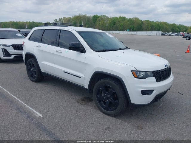 Salvage Jeep Grand Cherokee Image