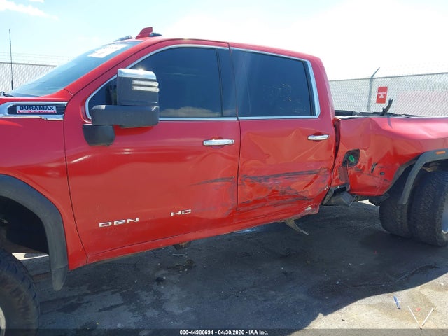 General Motors Sierra 3500HD 4wd  Long Bed Denali