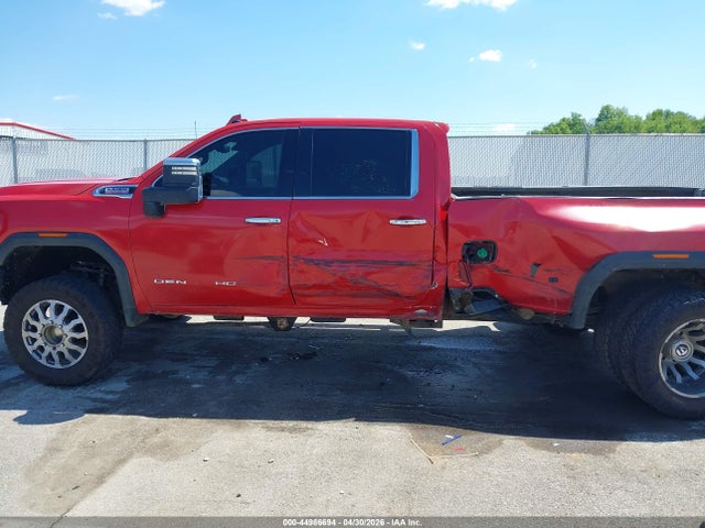 General Motors Sierra 3500HD 4wd  Long Bed Denali
