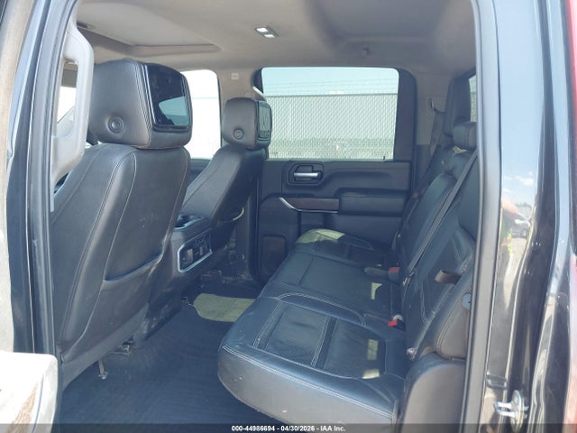 General Motors Sierra 3500HD 4wd  Long Bed Denali