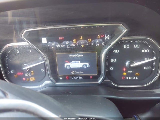 General Motors Sierra 3500HD 4wd  Long Bed Denali