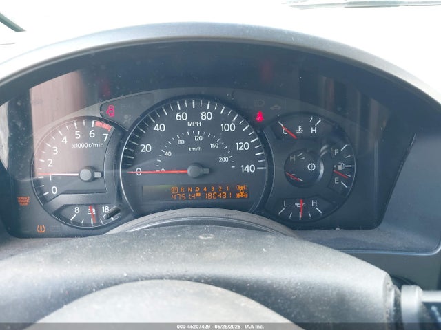 Nissan Titan Se