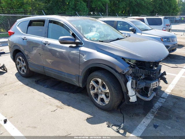 Salvage Honda CR-V Image