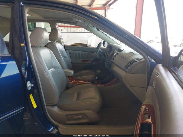 Toyota Camry Xle V6