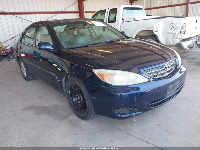 Salvage Toyota Camry Image
