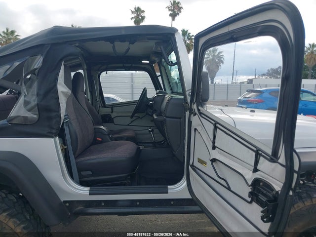 Jeep Wrangler X