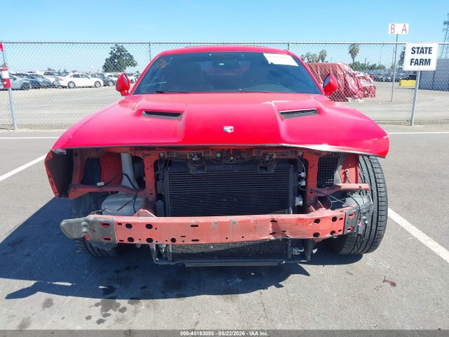 Dodge Challenger Sxt