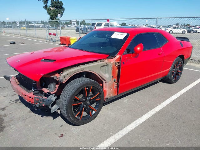 Dodge Challenger Sxt