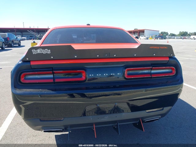 Dodge Challenger Sxt