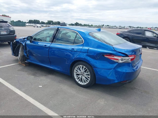 Toyota Camry Xle