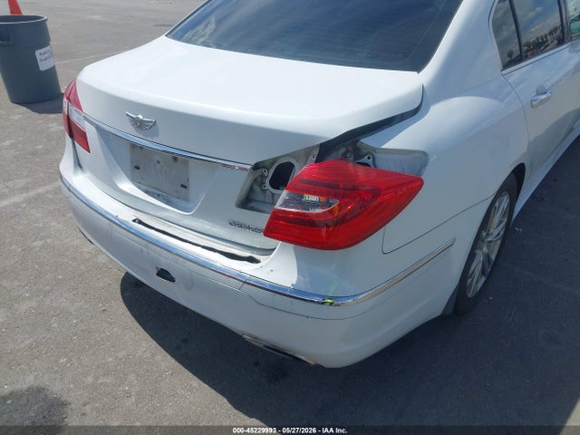Hyundai Genesis 3.8