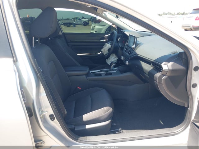 Nissan Altima S Fwd