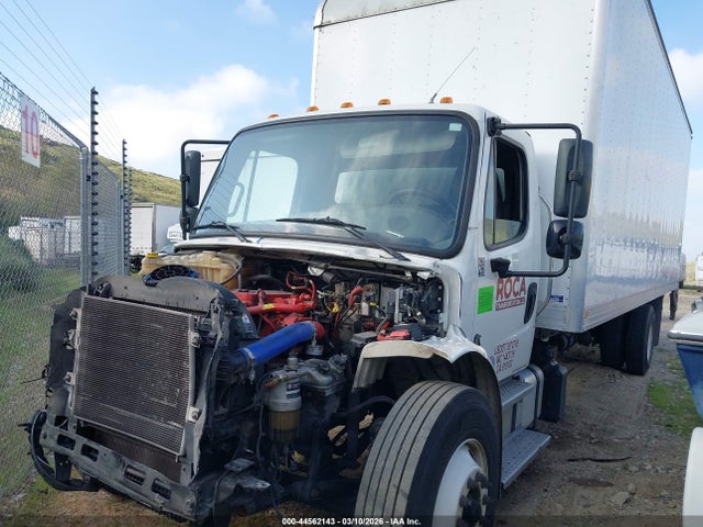 Freightliner M2 106