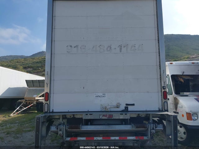 Freightliner M2 106