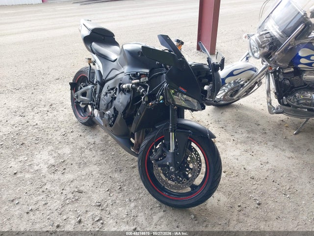 Salvage Honda Cbr600 Image