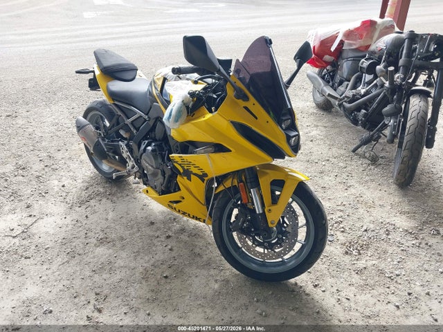 Salvage Suzuki Gsx800 Image