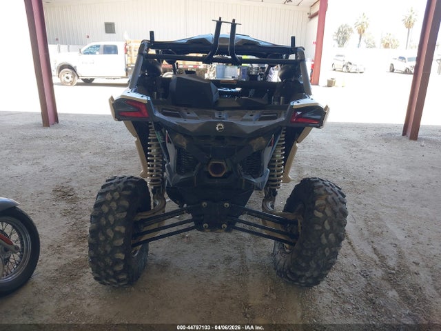 Can-Am Maverick X3 Max Ds Turbo