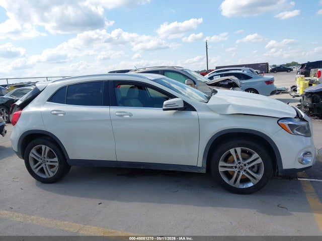 Mercedes-Benz GLA 4matic