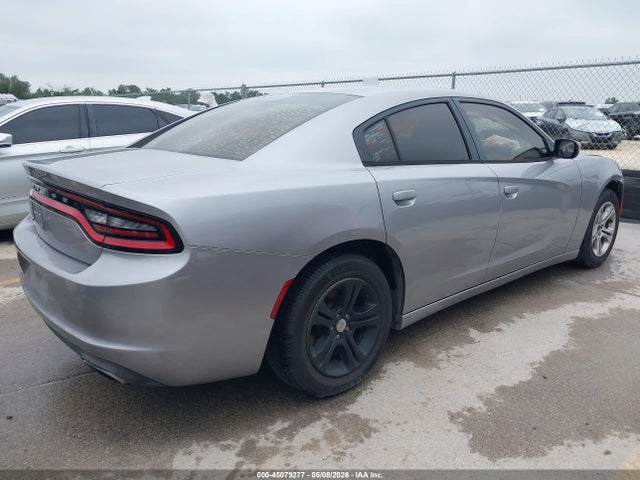 Dodge Charger Se