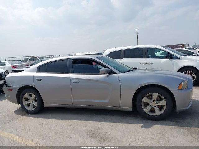 Dodge Charger Sxt