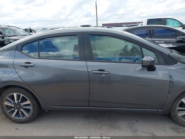 Nissan Versa 1.6 Sv