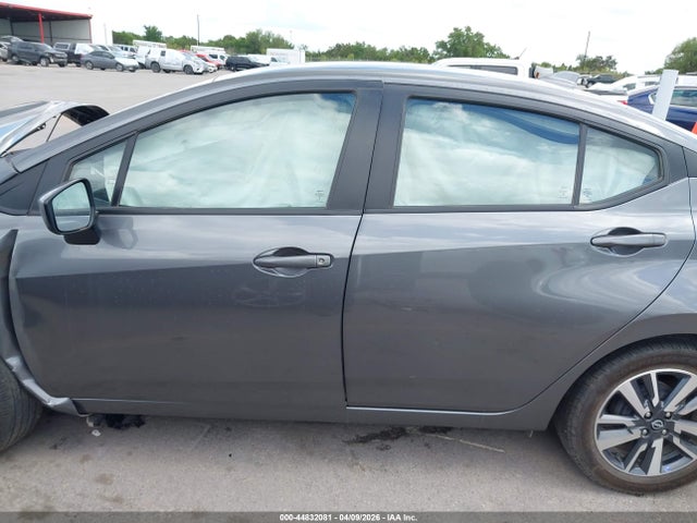 Nissan Versa 1.6 Sv