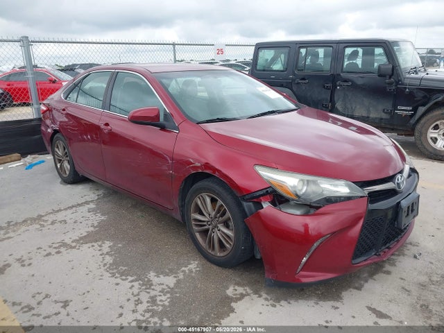 Salvage Toyota Camry Image