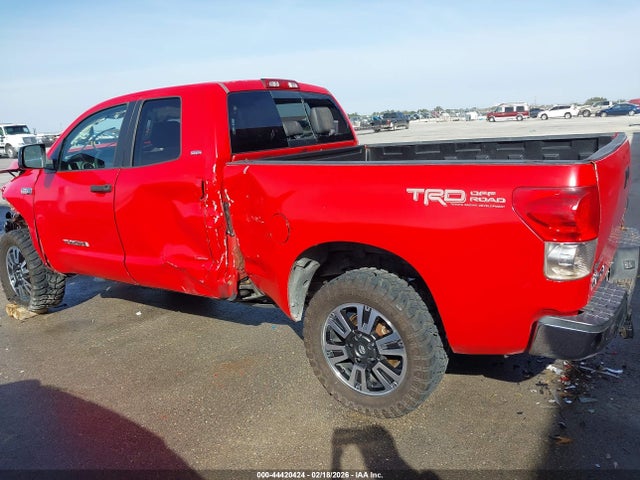 Toyota Tundra Sr5 5.7l V8