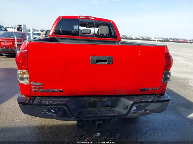 Toyota Tundra Sr5 5.7l V8