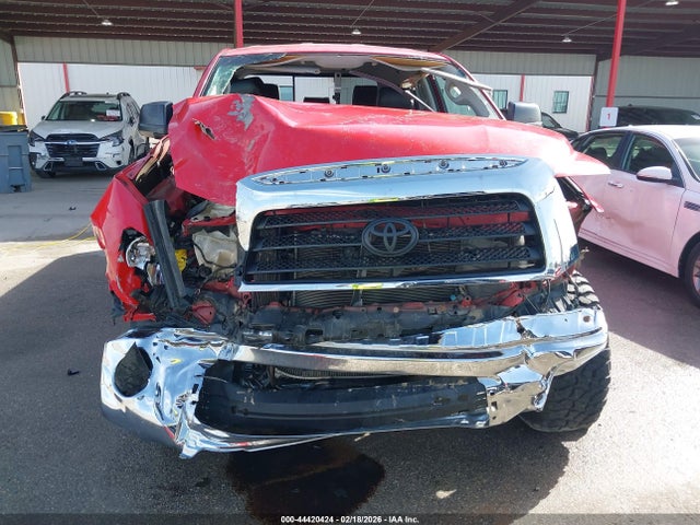 Toyota Tundra Sr5 5.7l V8