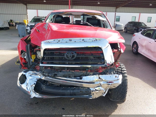 Toyota Tundra Sr5 5.7l V8