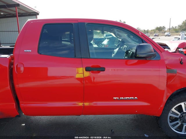 Toyota Tundra Sr5 5.7l V8