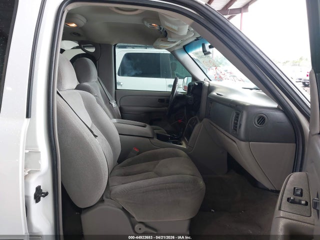 Chevrolet Suburban 1500 Ls