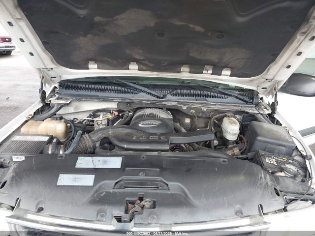 Chevrolet Suburban 1500 Ls