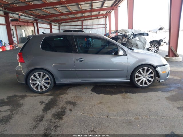 Volkswagen R32
